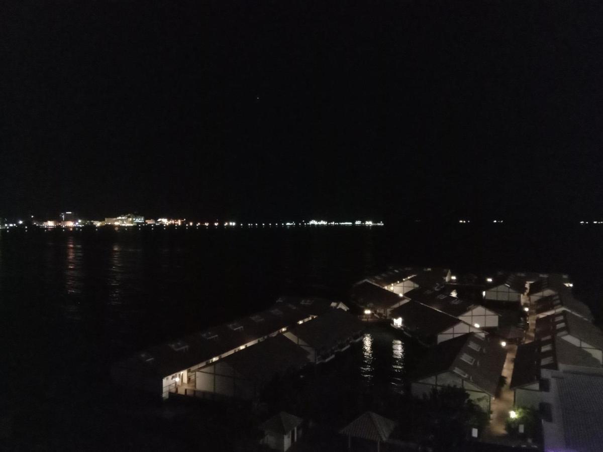Glory Beach Resort Private Penthouse Port Dickson Luaran gambar